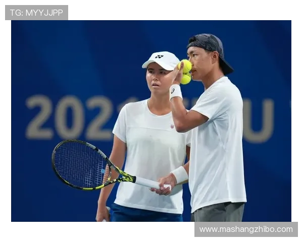 成都网球队与南京网球队赛后复盘分析灵活性表现及战术调整策略